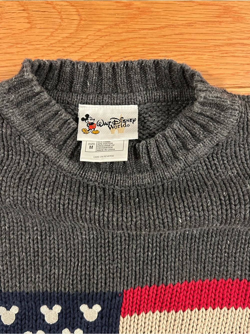 Vintage 90s Mickey Inc American Flag Sweater Sz M Mickey Mouse Knit Pullover USA - Picture 4 of 5